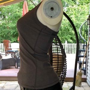 Adorable  alo tank top